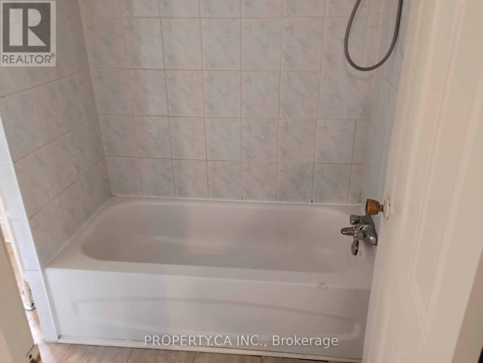 1800+ Fifth Street, St. Catharines, Ontario  L2R 6P9 - Photo 21 - X12023363