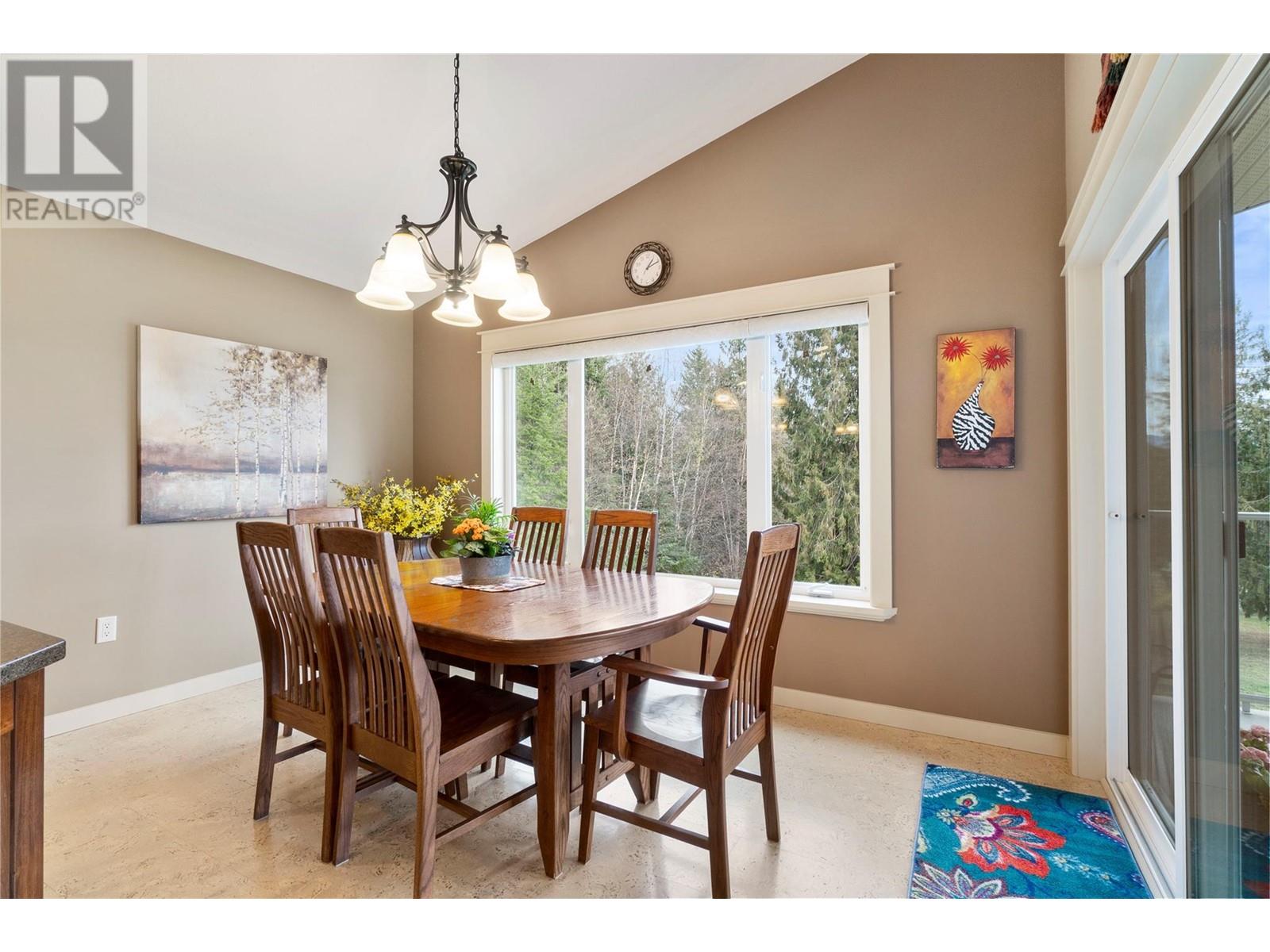 129 Kault Hill Road, Salmon Arm, British Columbia  V1E 3A3 - Photo 6 - 10345612