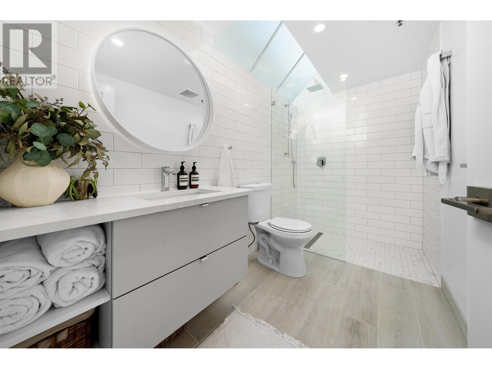 204 565 17th Street, West Vancouver, British Columbia  V7V 3S9 - Photo 23 - R3002638