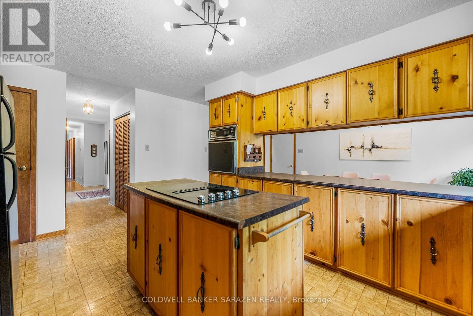 1437 Usborne Street, Mcnab/braeside, Ontario  K0A 1G0 - Photo 10 - X12156476