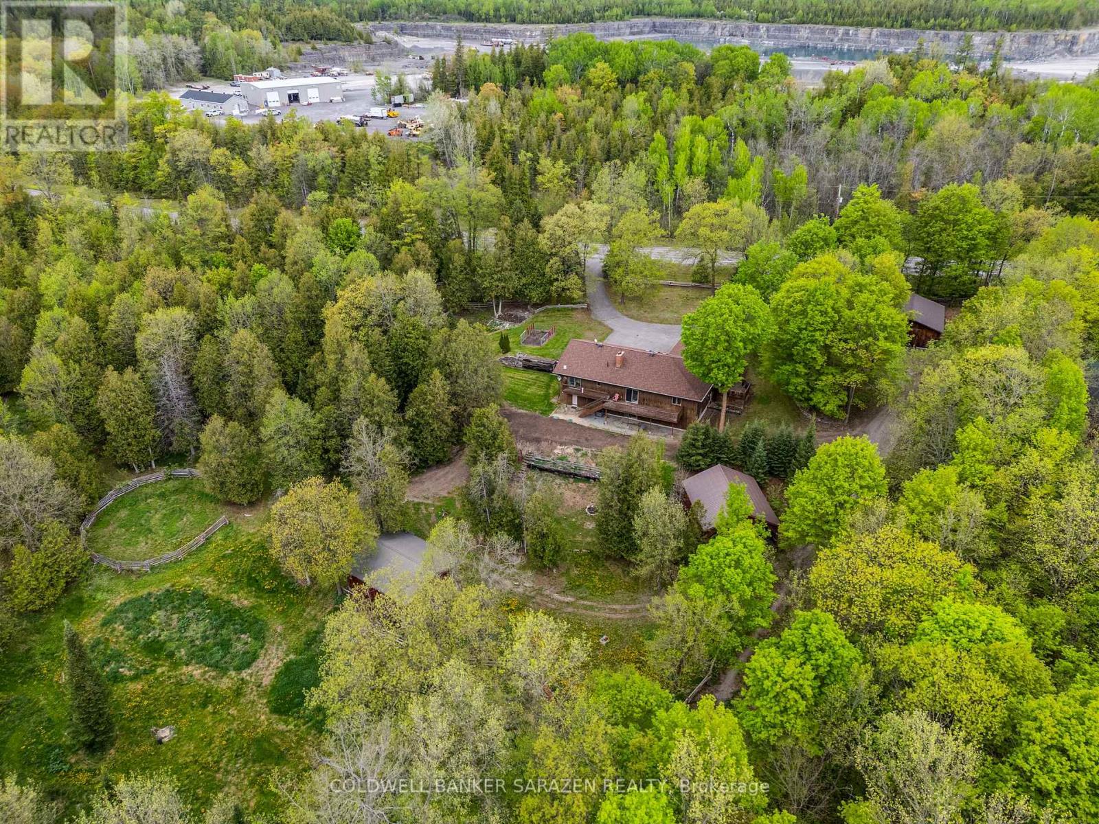 1437 Usborne Street, Mcnab/braeside, Ontario  K0A 1G0 - Photo 45 - X12156476