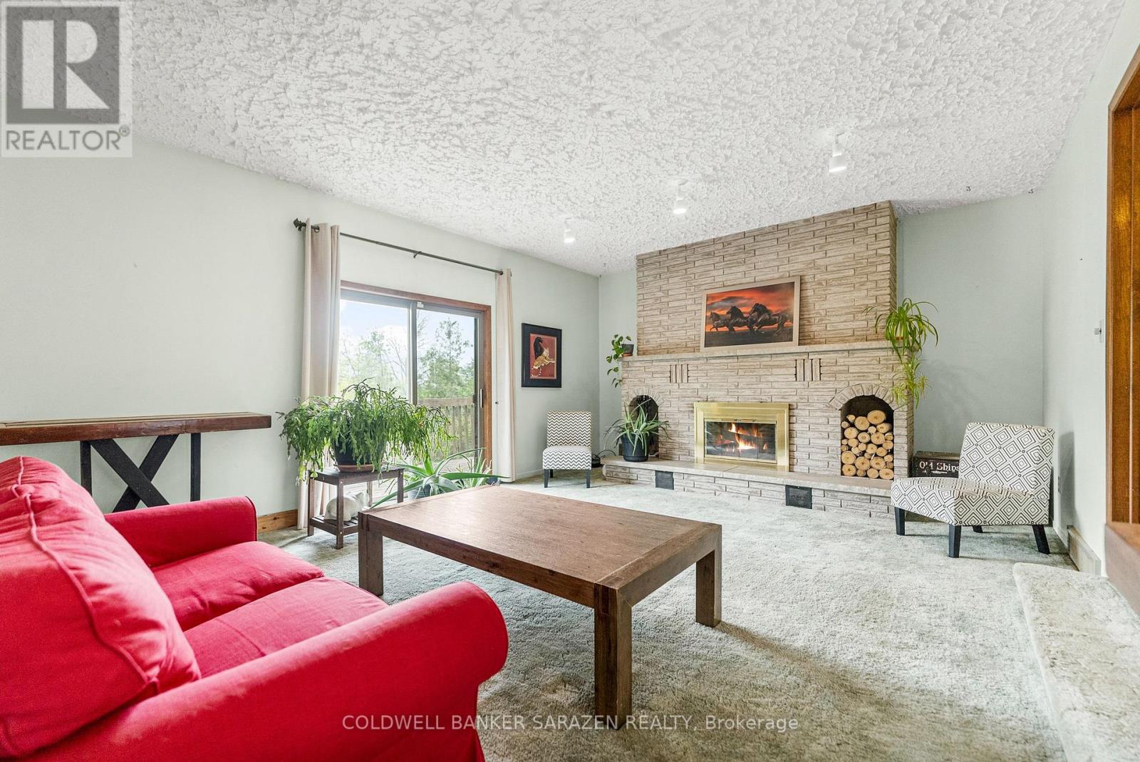 1437 Usborne Street, Mcnab/braeside, Ontario  K0A 1G0 - Photo 6 - X12156476