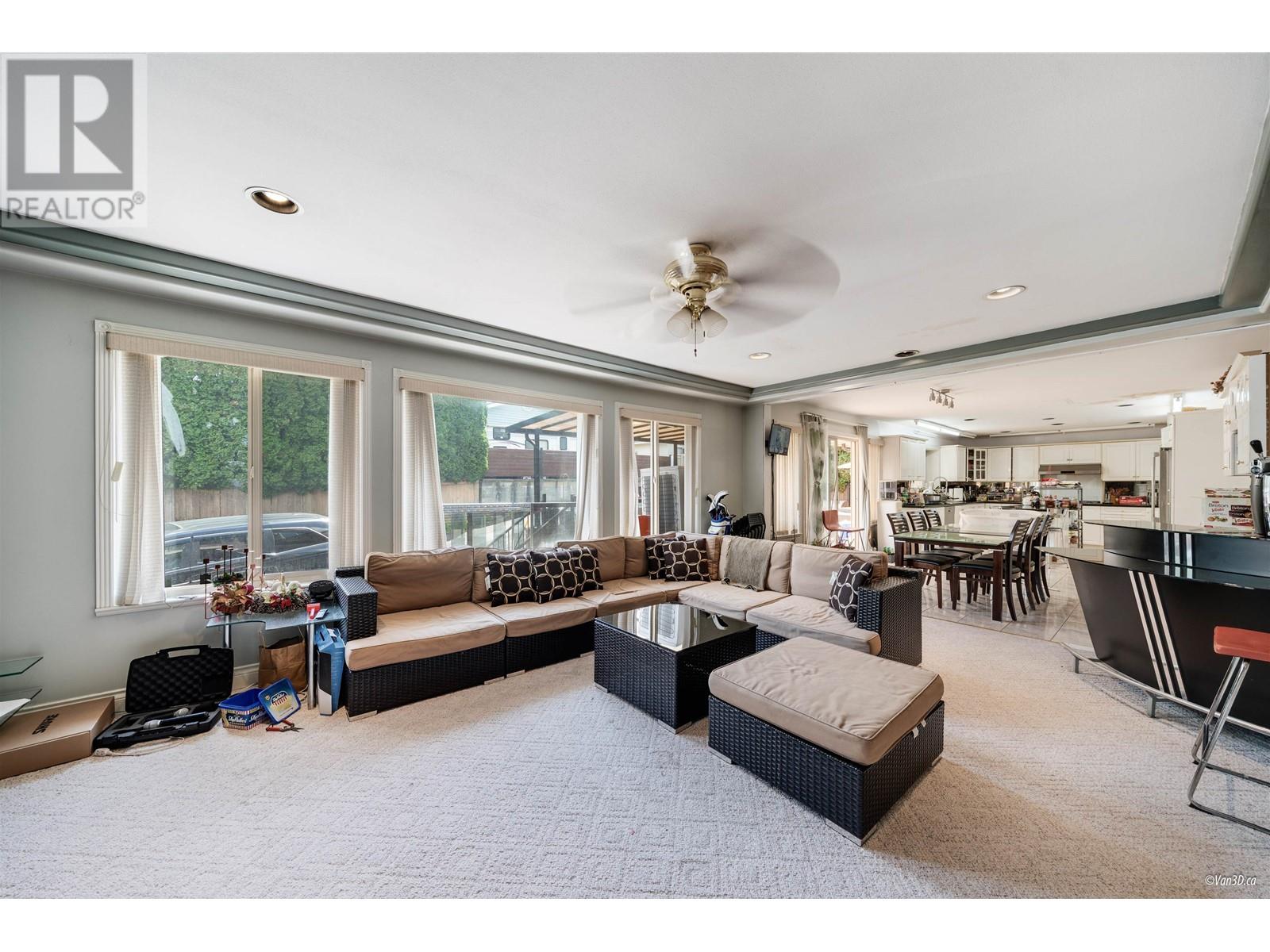 Property at 6728 MASON COURT image 4