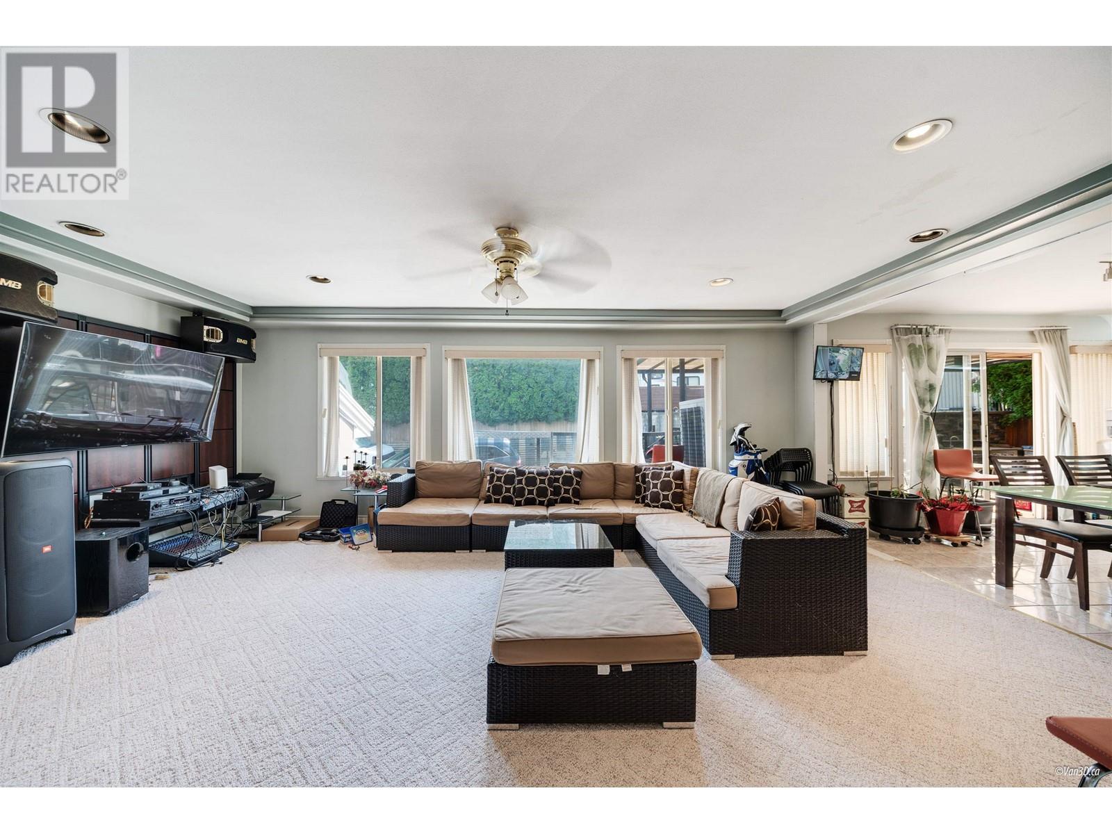 Property at 6728 MASON COURT image 3