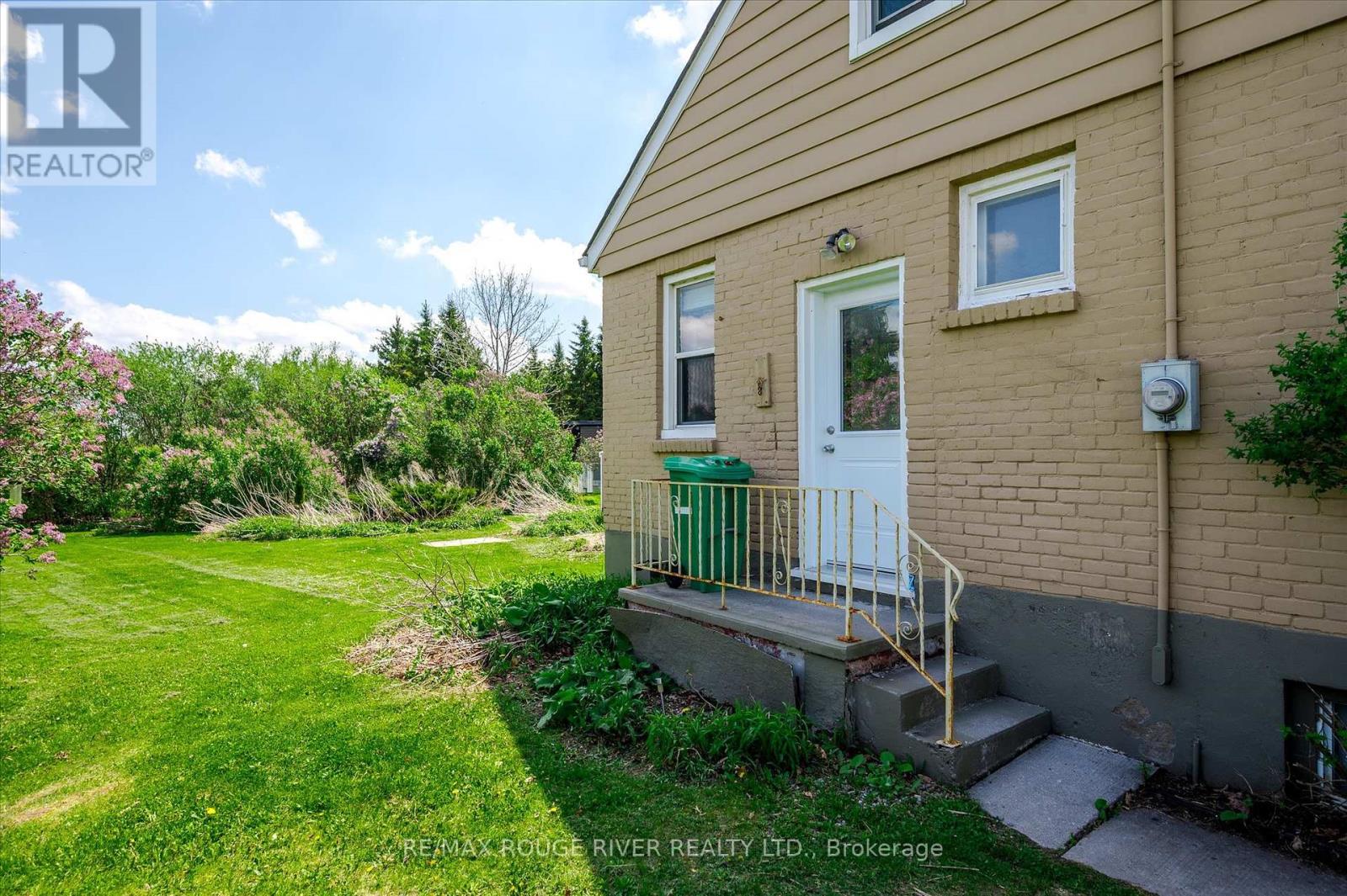 625 Towerhill Road, Peterborough North, Ontario  K9K 2N2 - Photo 29 - X12139178