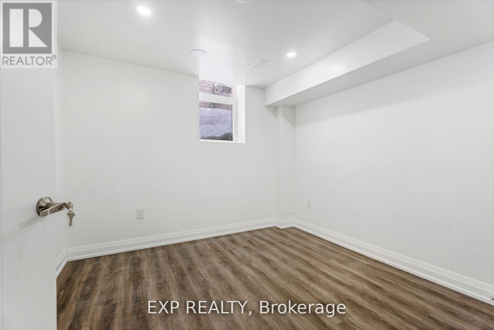 5 Rockway Street, Brampton, Ontario  L6R 4C5 - Photo 27 - W12155953