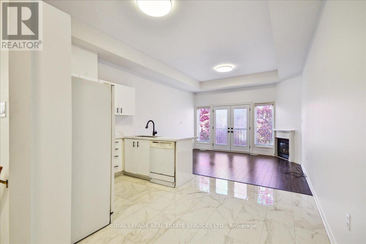3302 Pinto Place, Mississauga, Ontario  L5B 1V7 - Photo 9 - W12015911