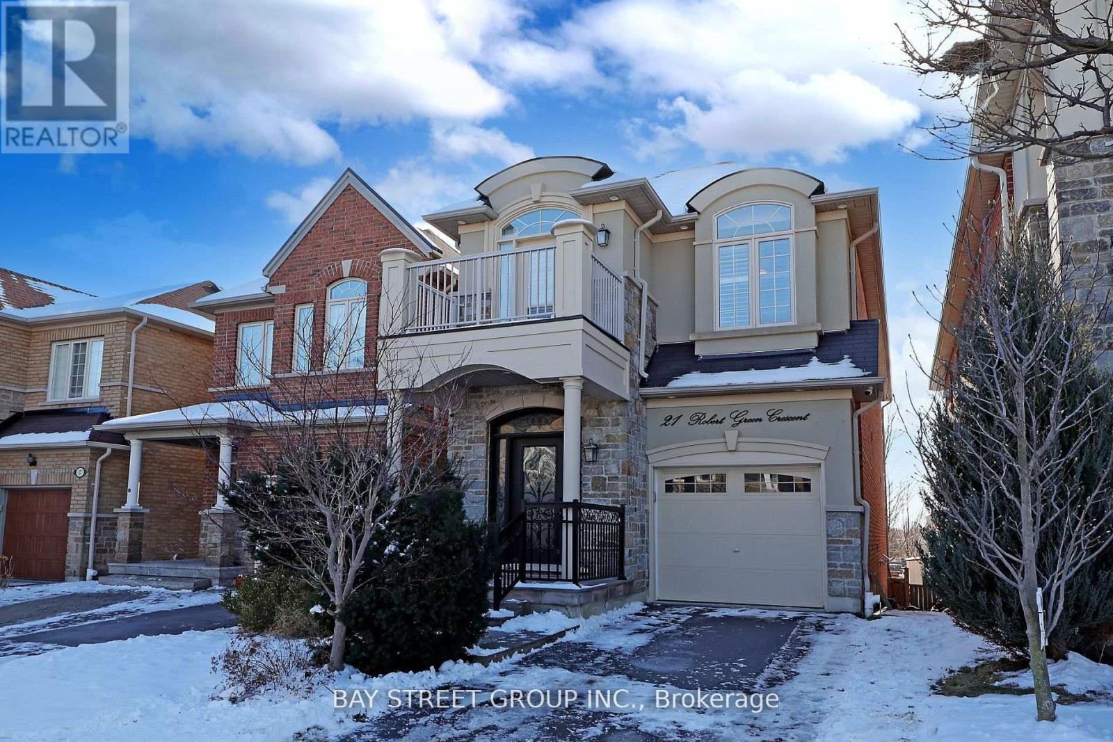 21 ROBERT GREEN CRESCENT, Vaughan, Ontario