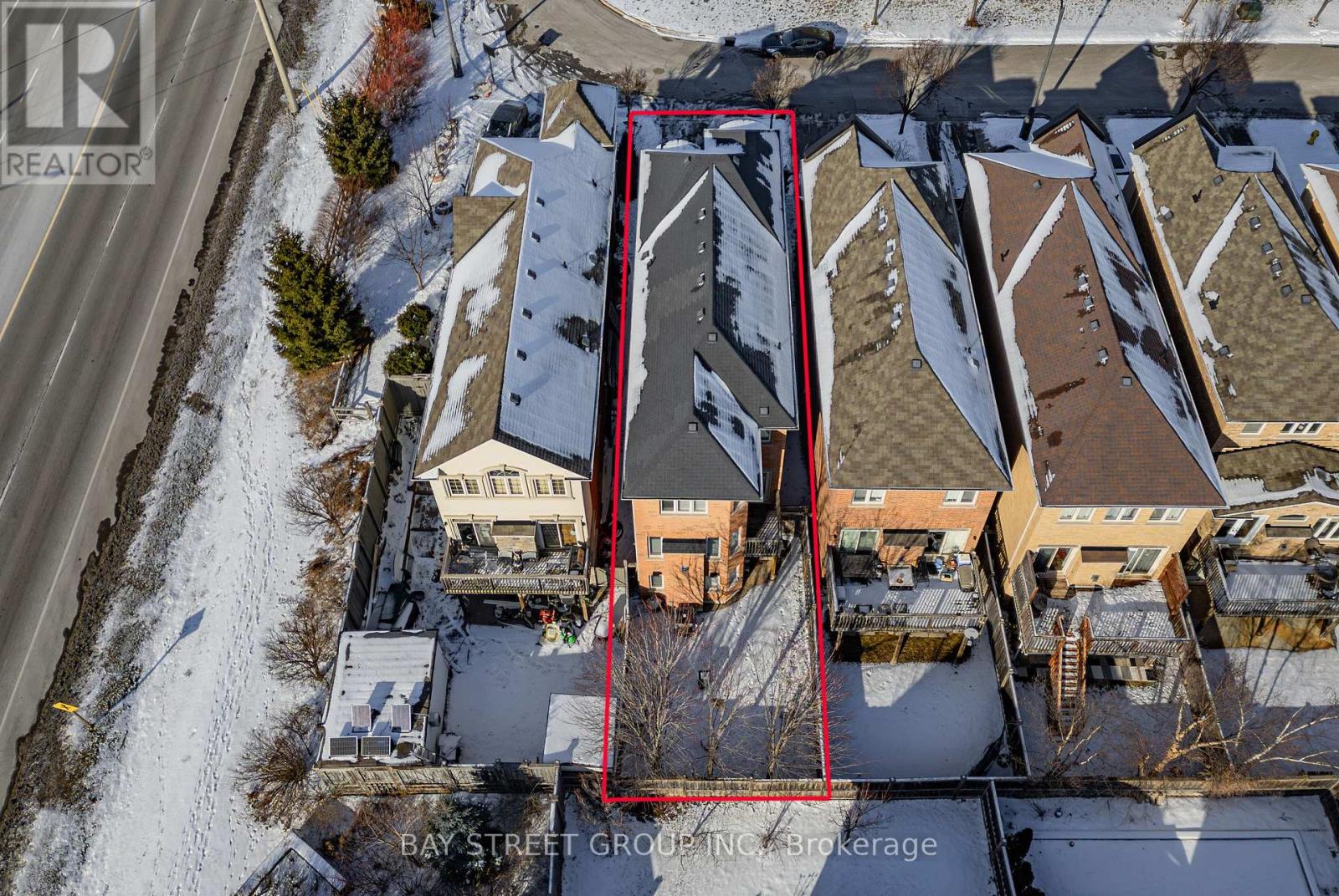 21 Robert Green Crescent, Vaughan (Patterson), Ontario  L6A 0V6 - Photo 4 - N12156507