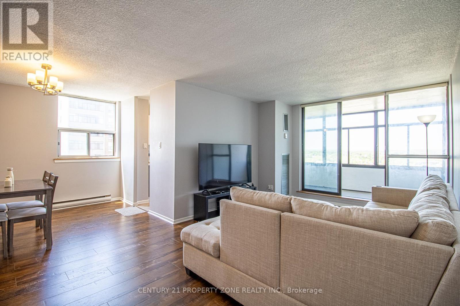 1612 - 25 KENSINGTON ROAD, Brampton, Ontario