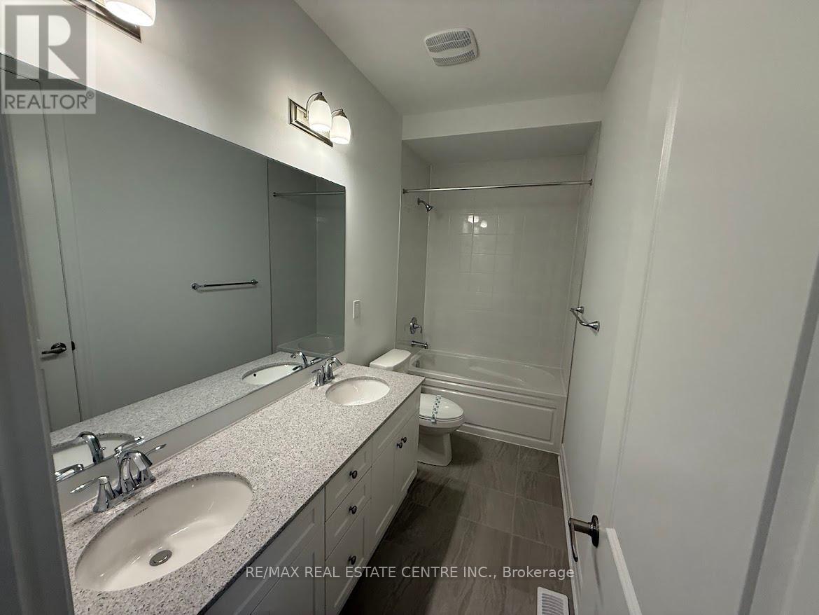 1194 Pelican Passage, Oakville, Ontario  L6H 8A8 - Photo 20 - W12156505