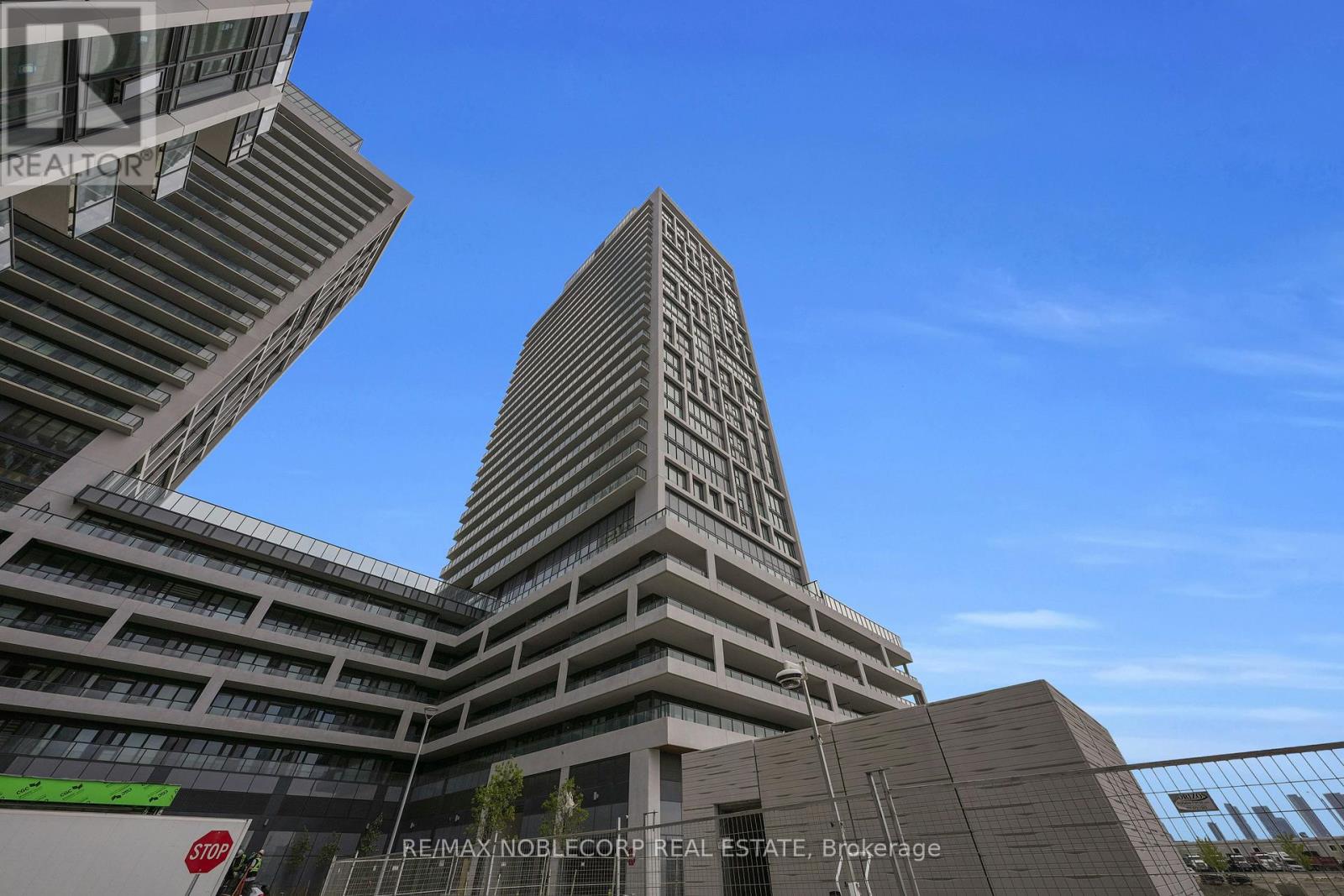 2107 - 8960 JANE STREET, Vaughan, Ontario