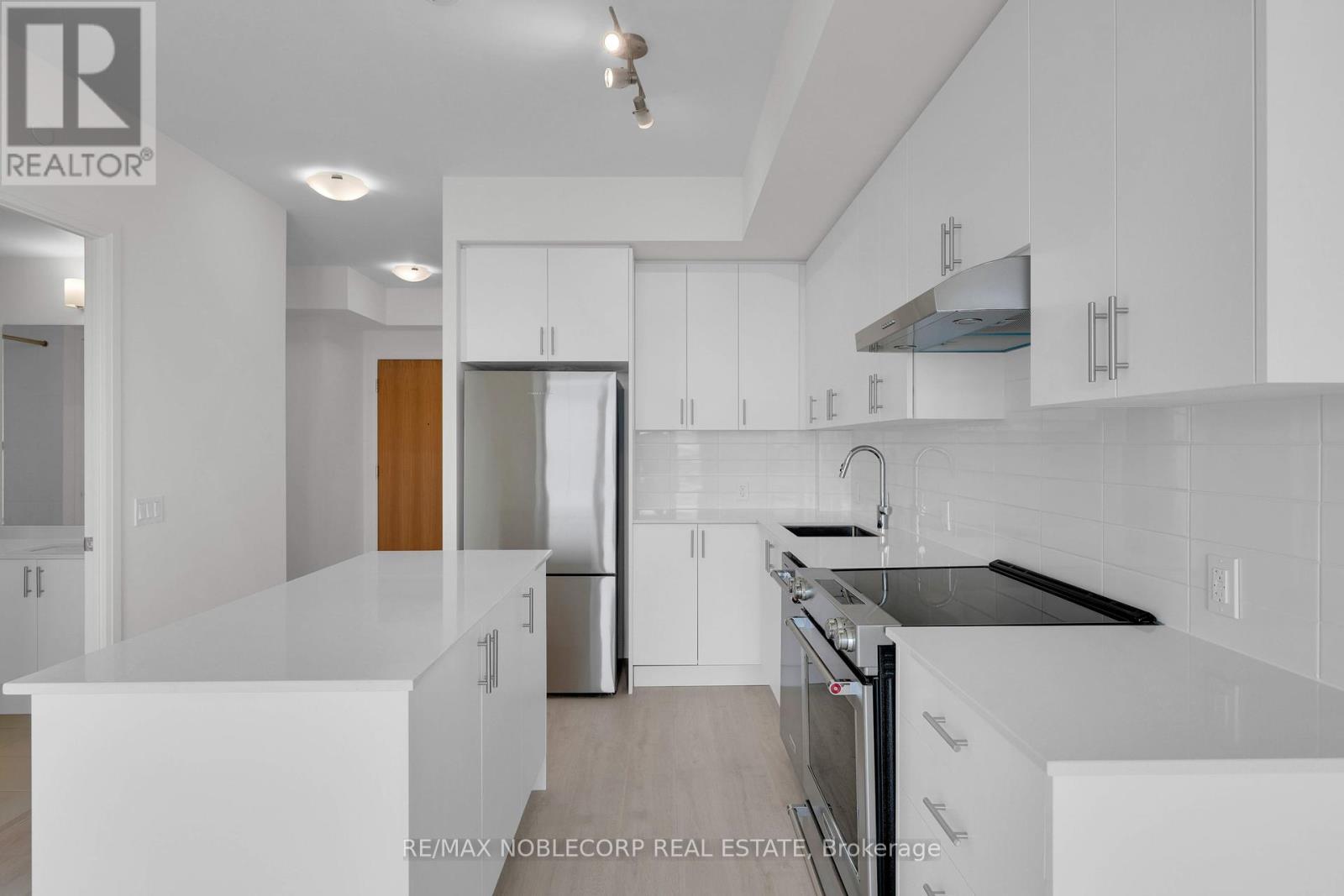 2107 - 8960 Jane Street, Vaughan, Ontario  L4K 2M9 - Photo 15 - N12156500