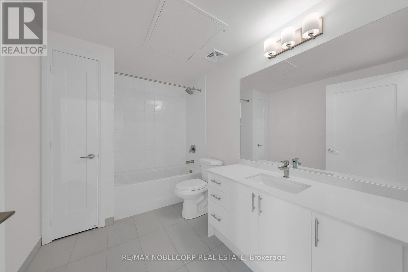 2107 - 8960 Jane Street, Vaughan, Ontario  L4K 2M9 - Photo 20 - N12156500