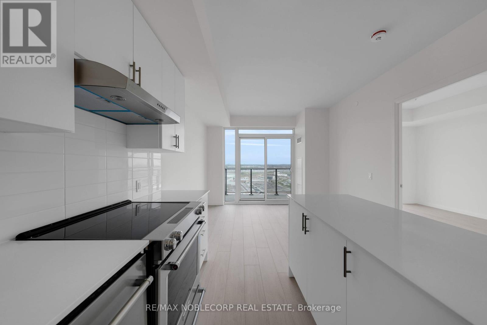 2107 - 8960 Jane Street, Vaughan, Ontario  L4K 2M9 - Photo 17 - N12156500