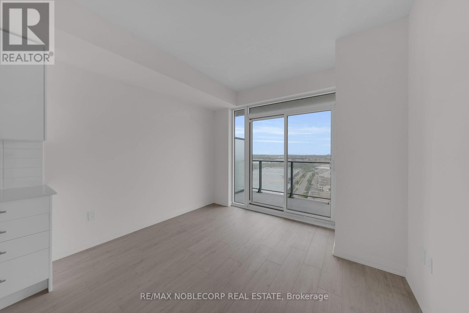 2107 - 8960 Jane Street, Vaughan, Ontario  L4K 2M9 - Photo 19 - N12156500