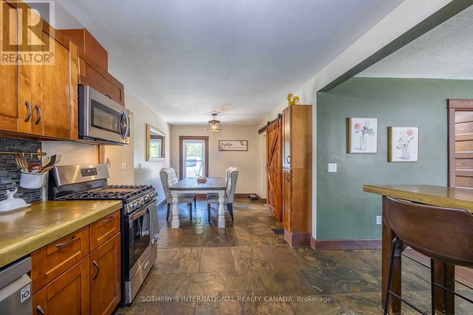2084 Main Street, Norfolk, Ontario  N0E 1X0 - Photo 33 - X12156489