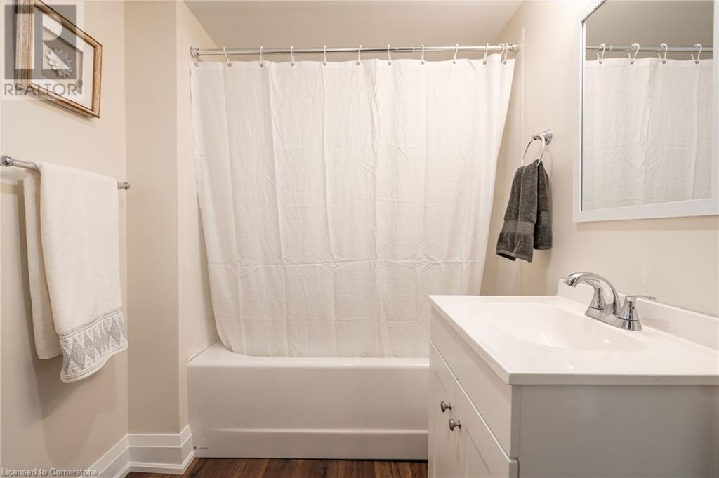11 Huxley Avenue S, Hamilton, Ontario  L8K 2P5 - Photo 39 - 40726911