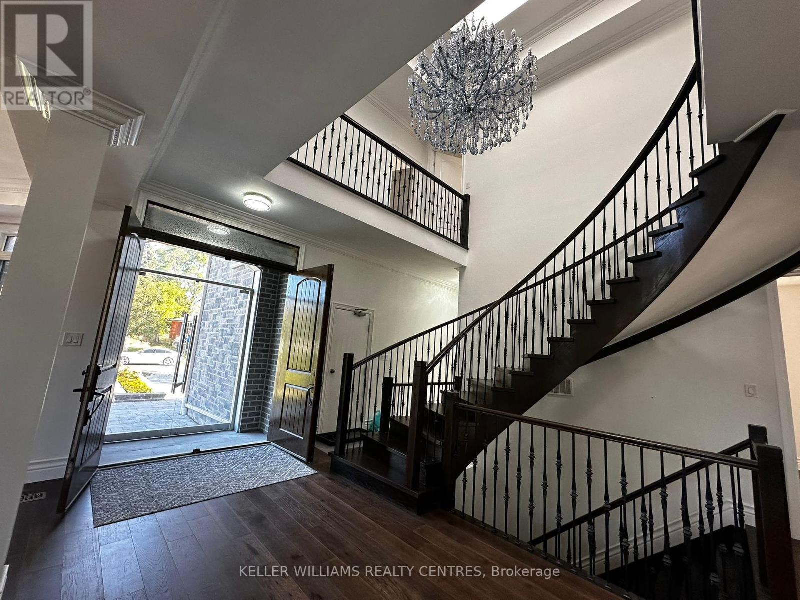 121 Earlton Road, Toronto, Ontario  M1T 2R8 - Photo 11 - E12156544