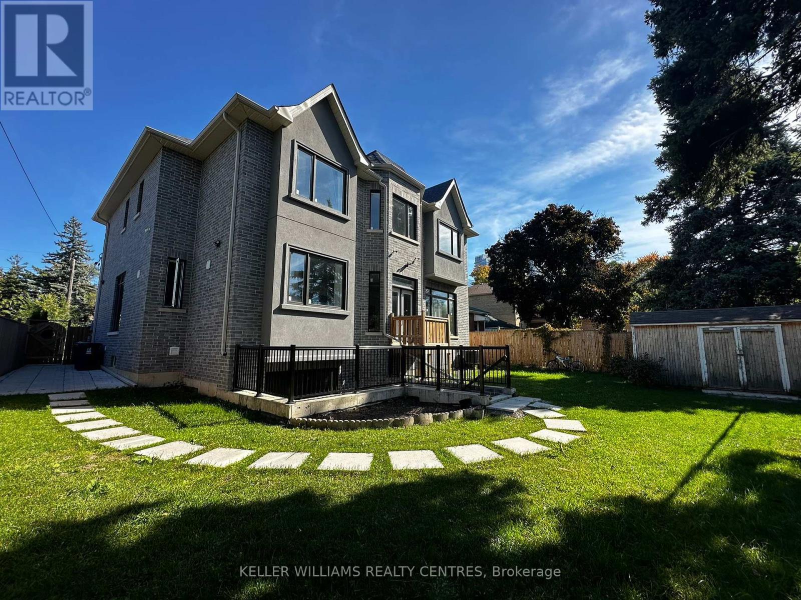 121 Earlton Road, Toronto (Tam O'shanter-Sullivan), Ontario  M1T 2R8 - Photo 4 - E12156544