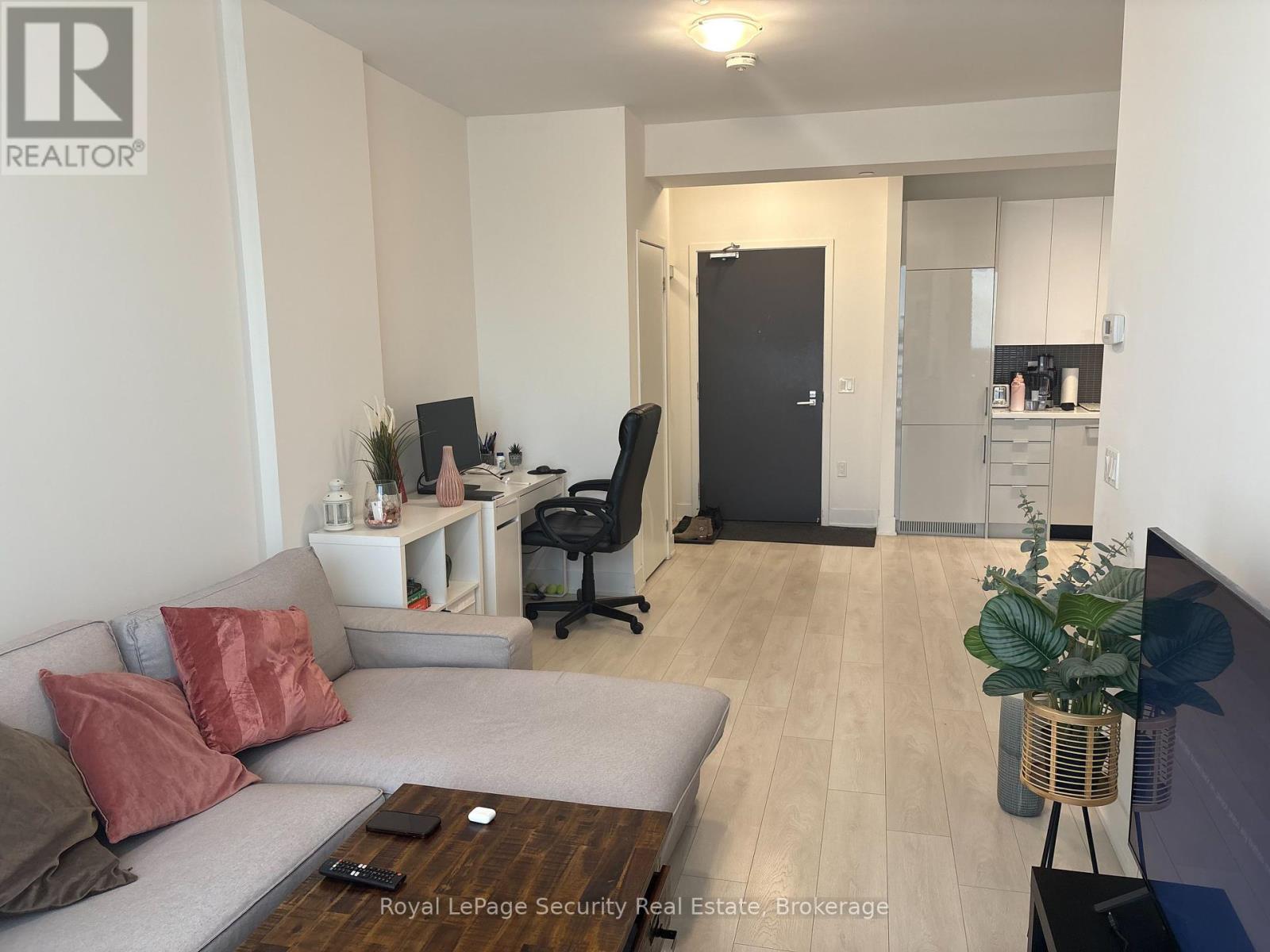 315 - 2916 Highway 7 Road, Vaughan, Ontario  N5A 6S5 - Photo 7 - N12147885