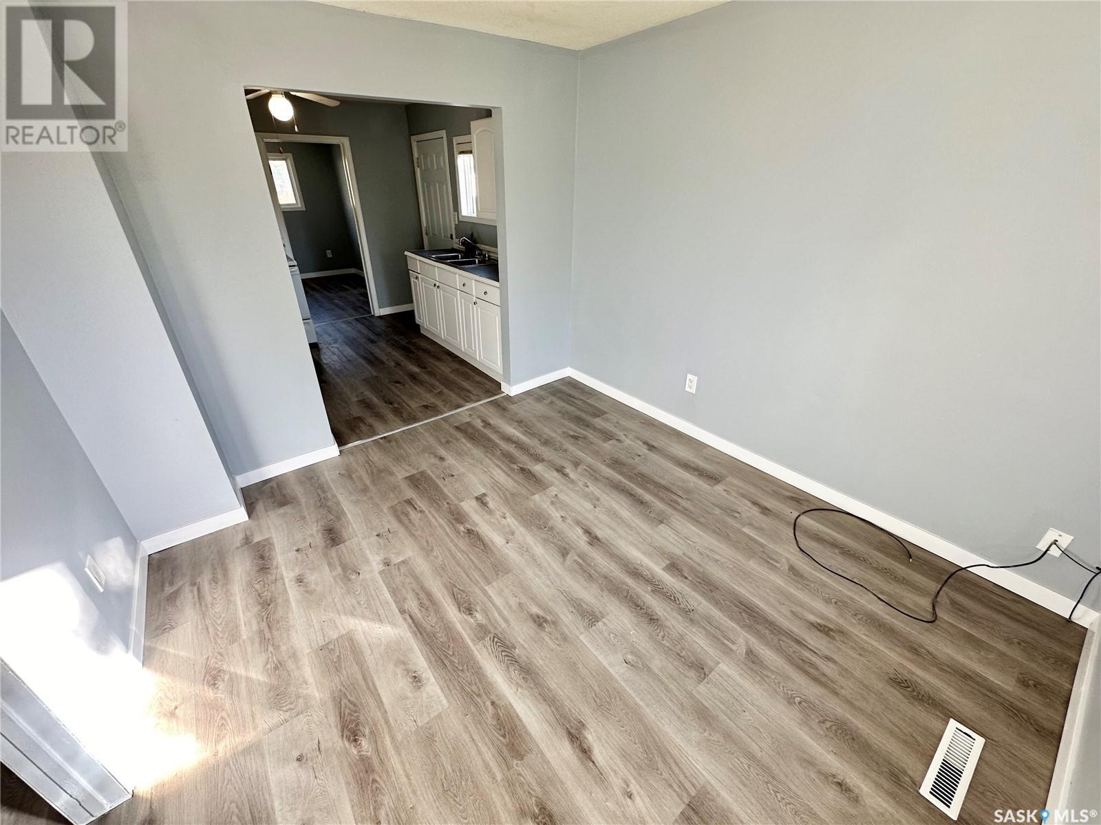 421 Alexandra Street, Regina, Saskatchewan  S4R 4W6 - Photo 5 - SK006295