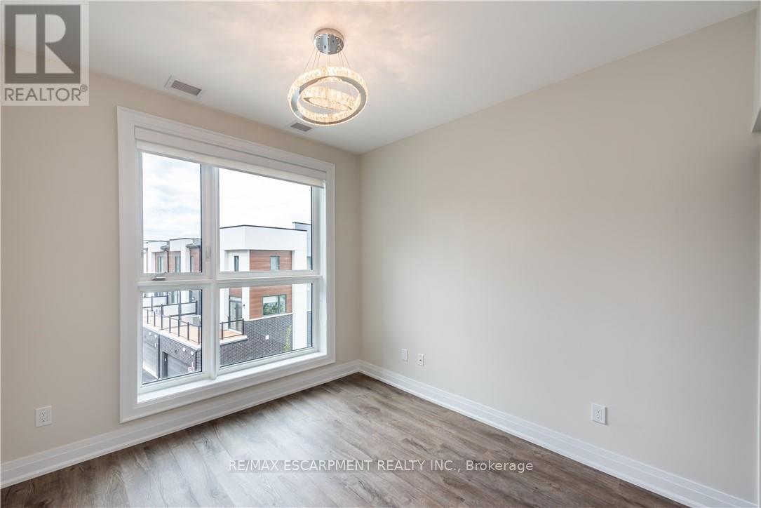 303 - 50 Kaitting Trail, Oakville, Ontario  L6M 5N3 - Photo 12 - W12156541