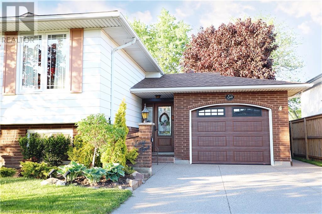 35 Mcdonagh Crescent, Thorold, Ontario  L2V 4G3 - Photo 2 - 40729870