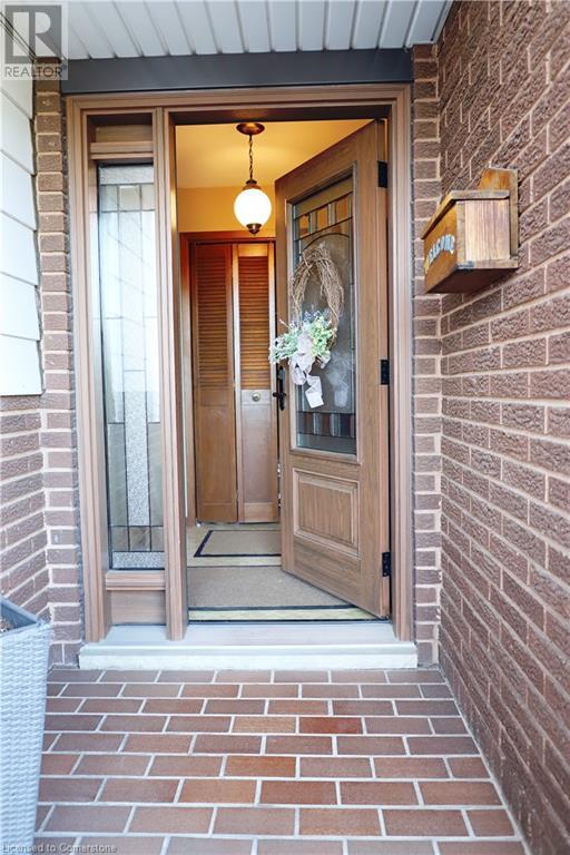 35 Mcdonagh Crescent, Thorold, Ontario  L2V 4G3 - Photo 4 - 40729870