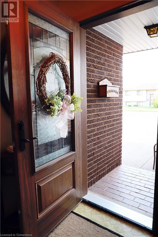 35 Mcdonagh Crescent, Thorold, Ontario  L2V 4G3 - Photo 5 - 40729870