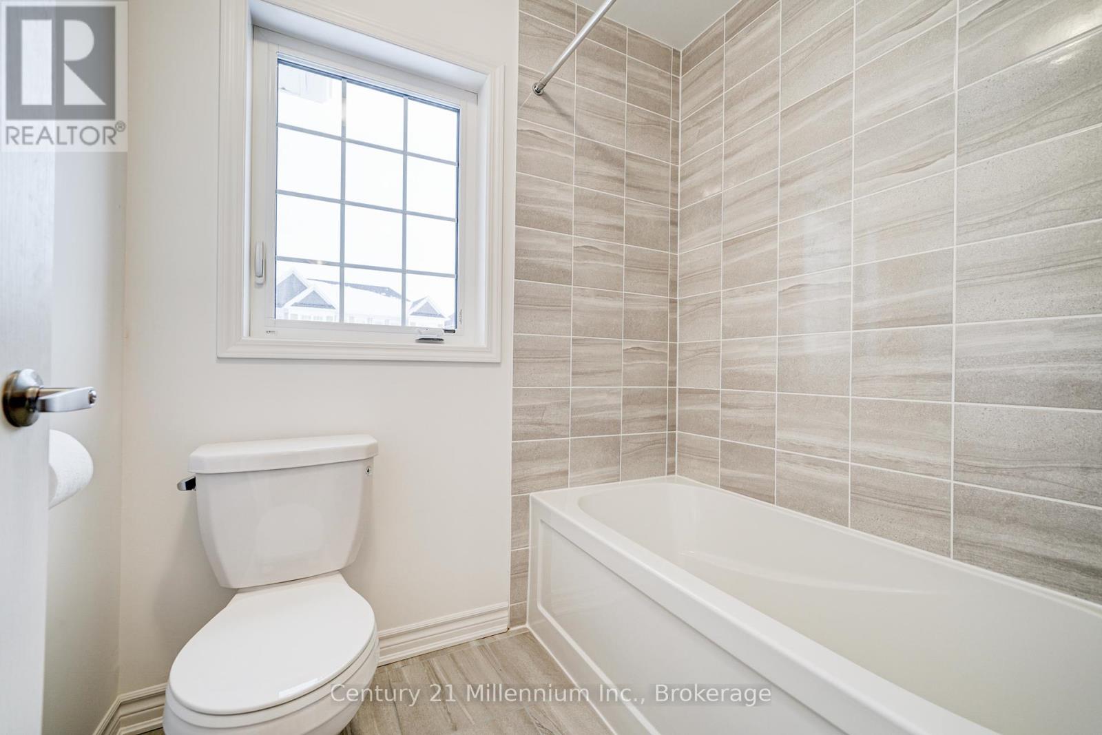 13 Abby Drive, Wasaga Beach, Ontario  L9Z 0K1 - Photo 37 - S12156556