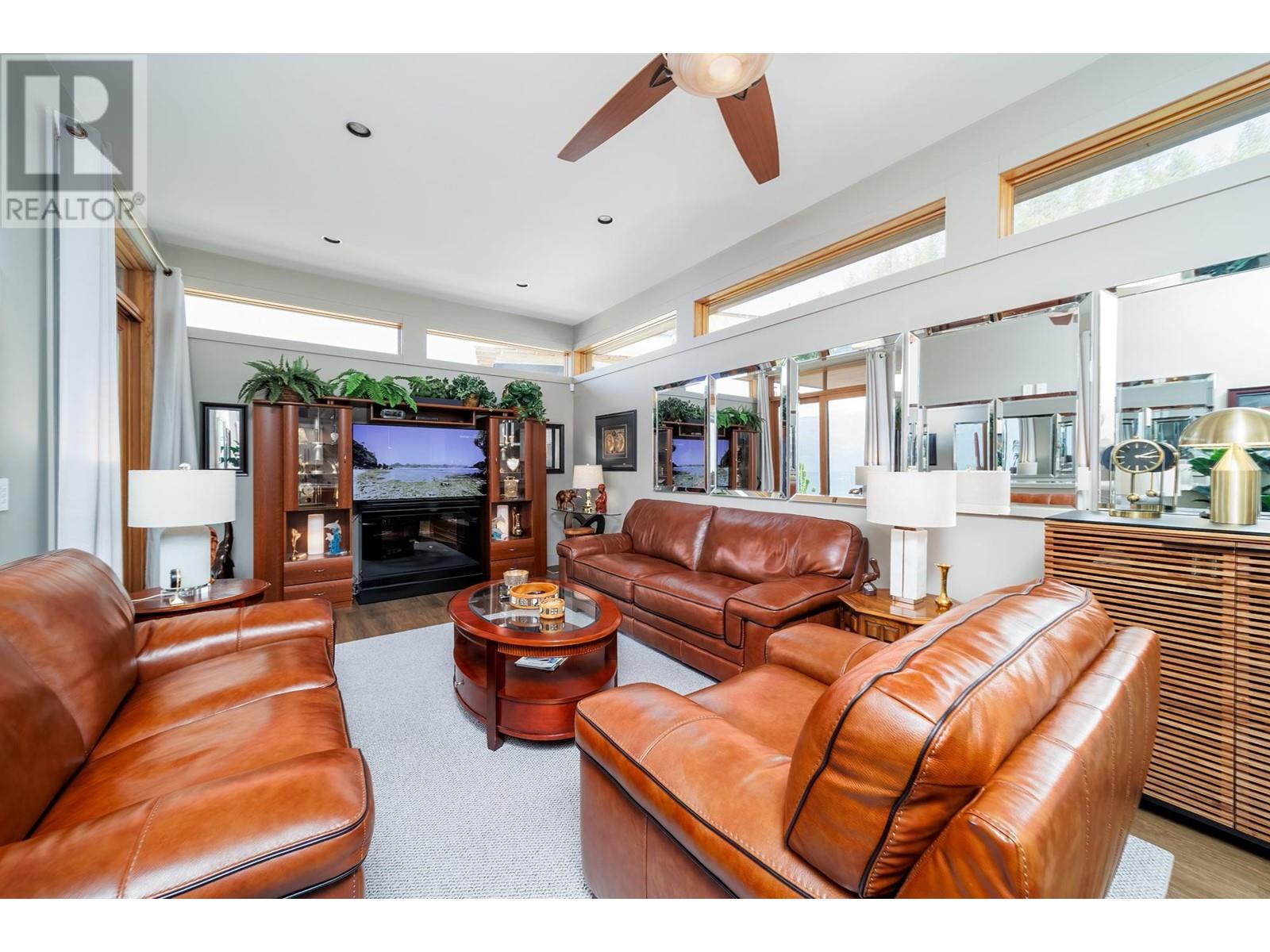 13889 Ogilvey Lane, Lake Country, British Columbia  V4V 2S8 - Photo 37 - 10347657