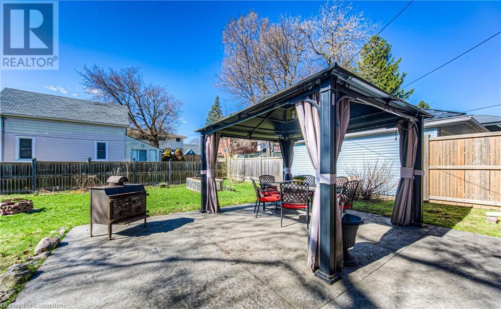 6 Peltz Avenue, Kitchener, Ontario  N2H 6A5 - Photo 37 - 40721011
