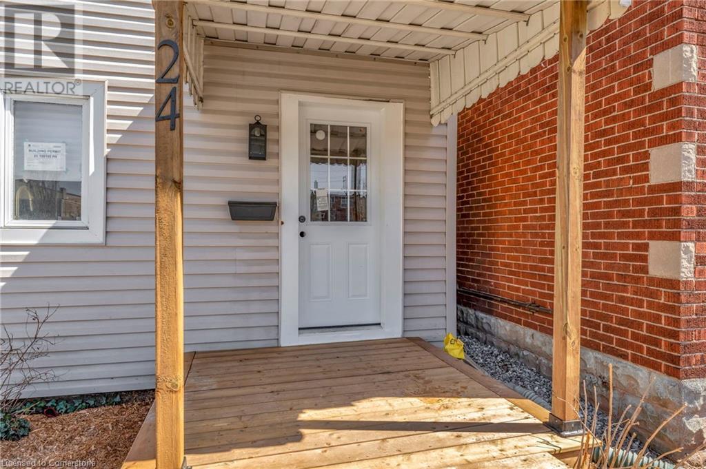 24 Carlisle Street, Hamilton, Ontario  L8H 4C3 - Photo 4 - 40724882