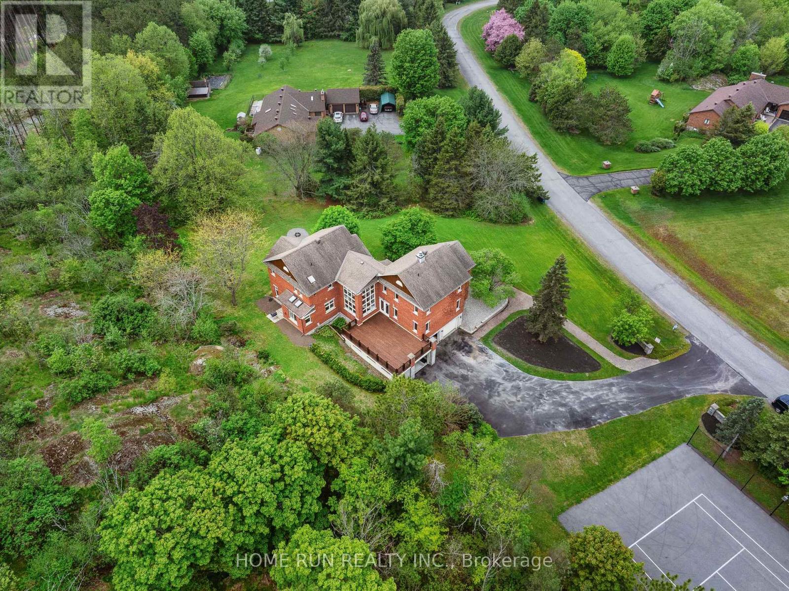 112 Lochcarron Crescent, Ottawa, Ontario  K0A 1L0 - Photo 6 - X12156568