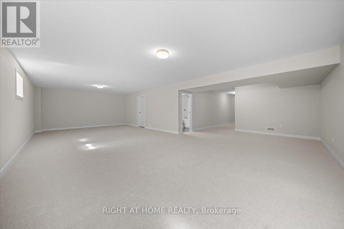 91 Hackamore Crescent, Ottawa, Ontario  K0A 2Z0 - Photo 38 - X12156583