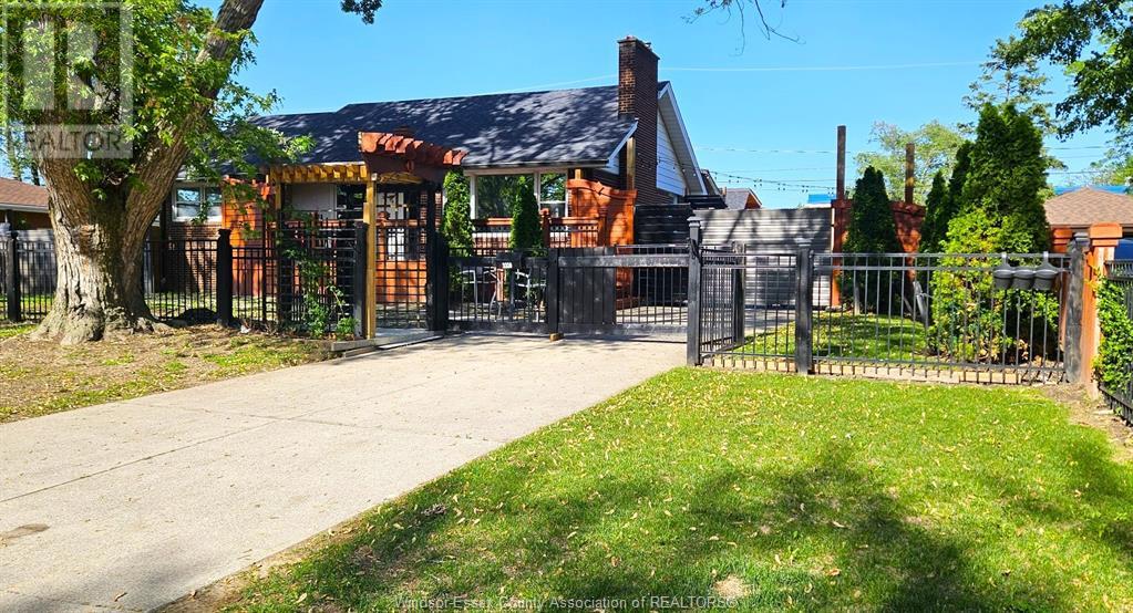 3310 RANKIN AVENUE, Windsor, Ontario