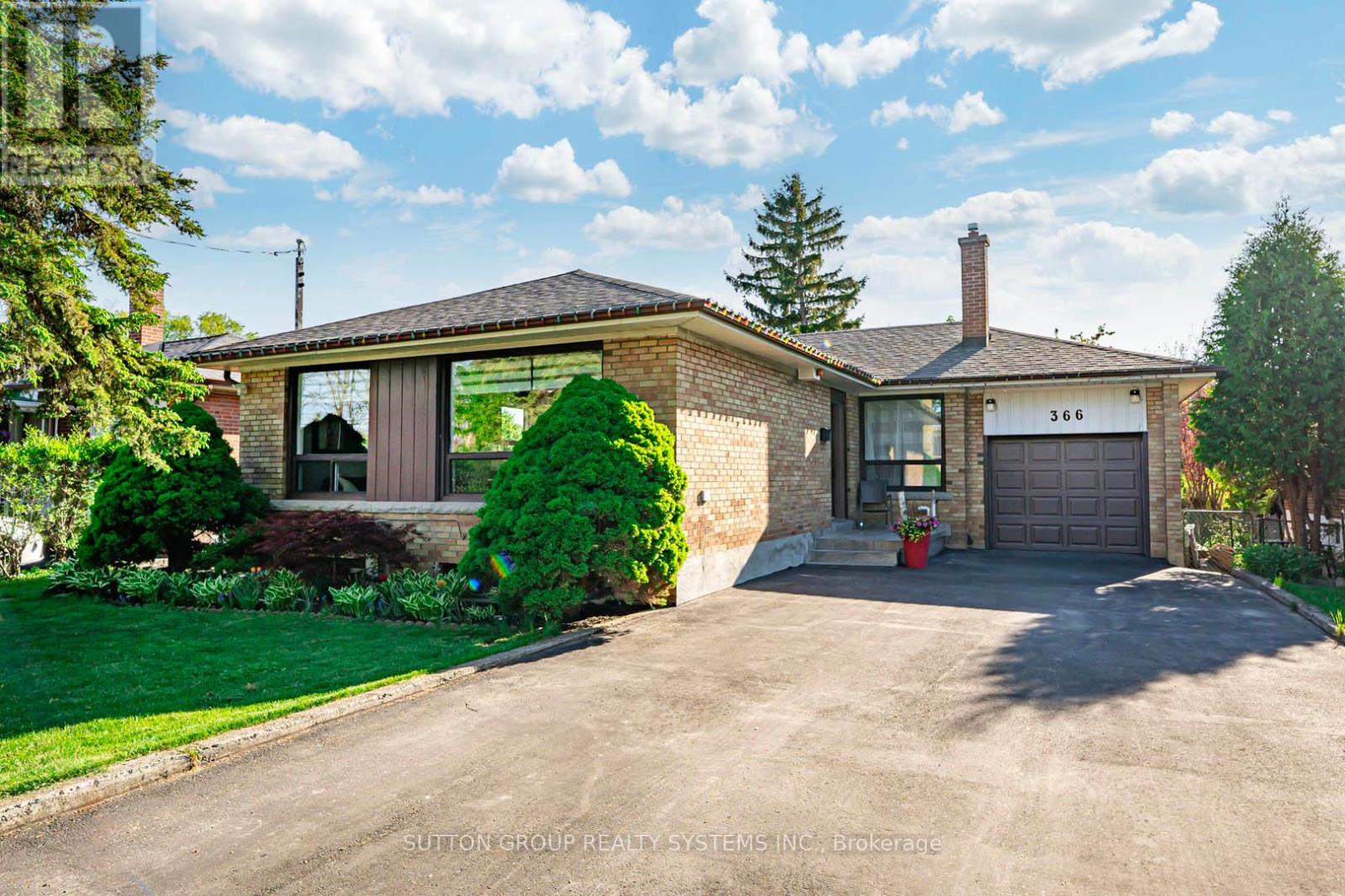 366 Renforth Drive, Toronto, Ontario  M9C 2L9 - Photo 1 - W12156575