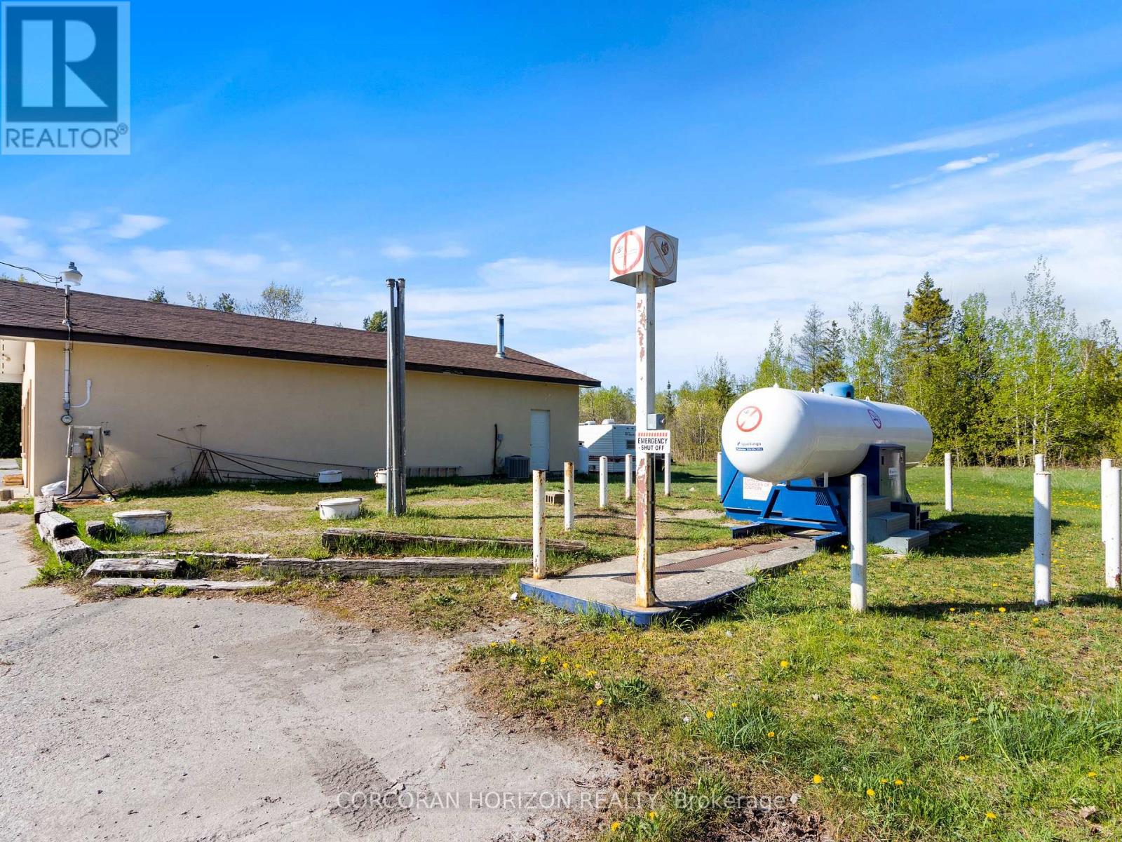 7384 Highway 6, Northern Bruce Peninsula, Ontario  N0H 2R0 - Photo 8 - X12156567