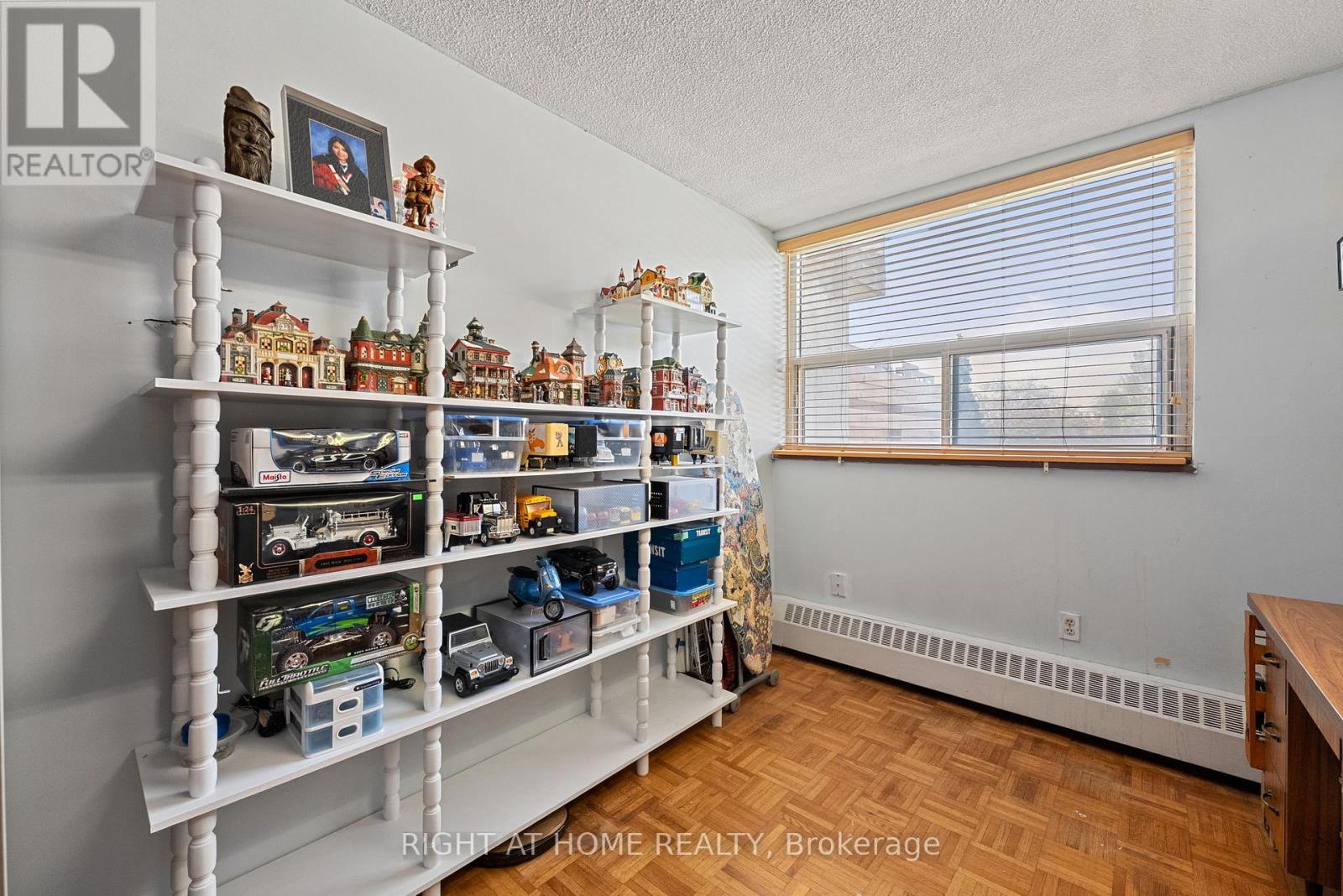 102 - 1801 O'connor Drive, Toronto, Ontario  M4A 2P8 - Photo 15 - C12156597