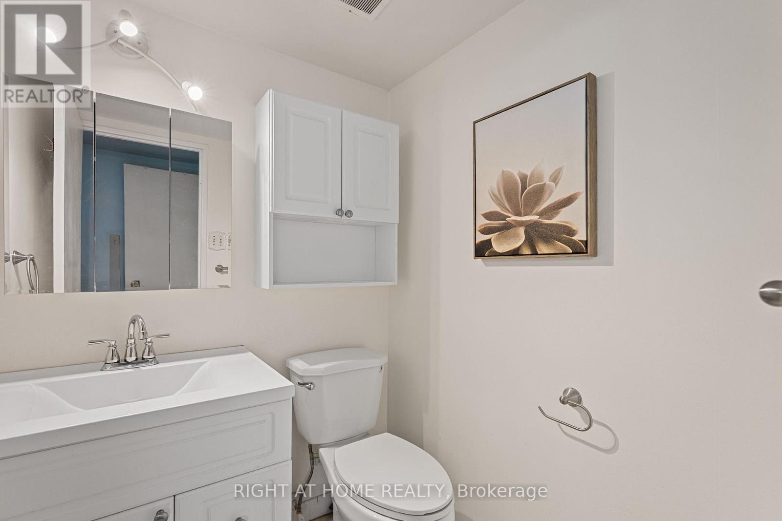 102 - 1801 O'connor Drive, Toronto, Ontario  M4A 2P8 - Photo 16 - C12156597