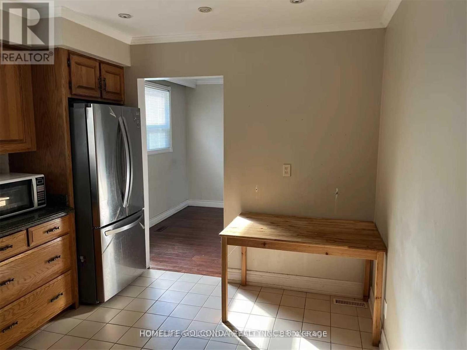 40 Chant Crescent, Markham, Ontario  L3R 1Y8 - Photo 6 - N12150705