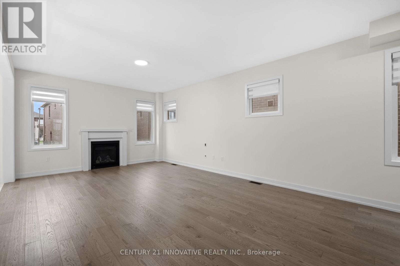 641 Etheridge Avenue E, Milton (Cb Cobban), Ontario  L9T 7E7 - Photo 11 - W12156600