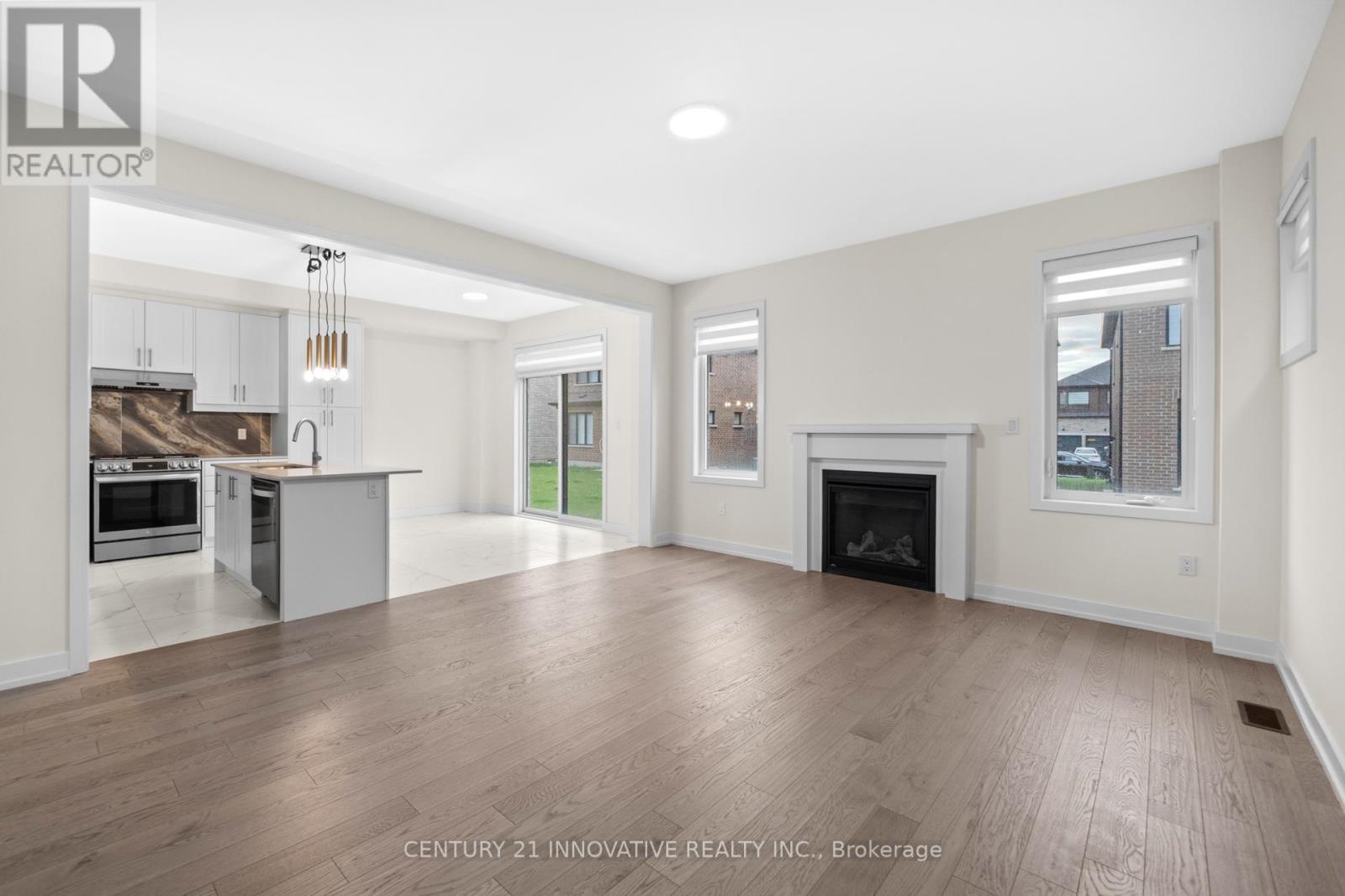 641 Etheridge Avenue E, Milton (Cb Cobban), Ontario  L9T 7E7 - Photo 12 - W12156600