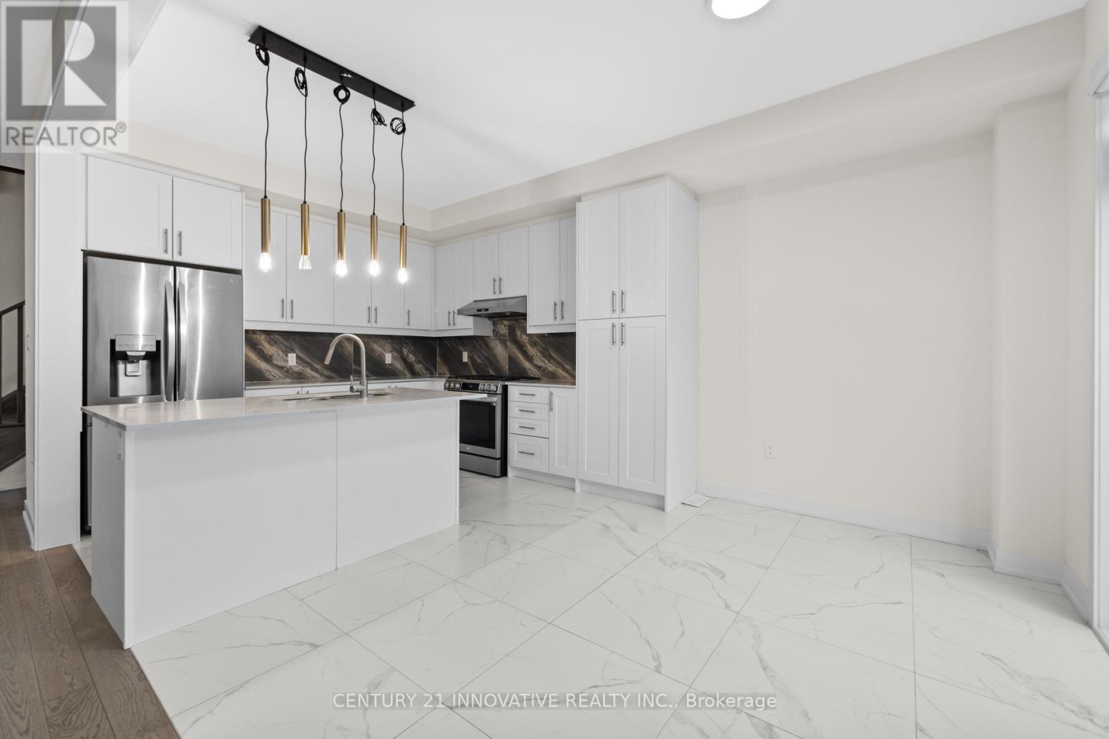 641 Etheridge Avenue E, Milton (Cb Cobban), Ontario  L9T 7E7 - Photo 15 - W12156600