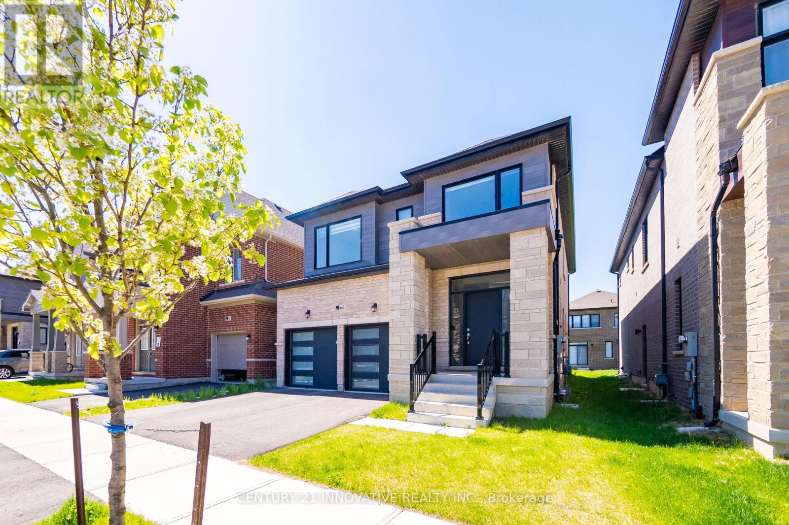 641 Etheridge Avenue E, Milton, Ontario  L9T 7E7 - Photo 5 - W12156600