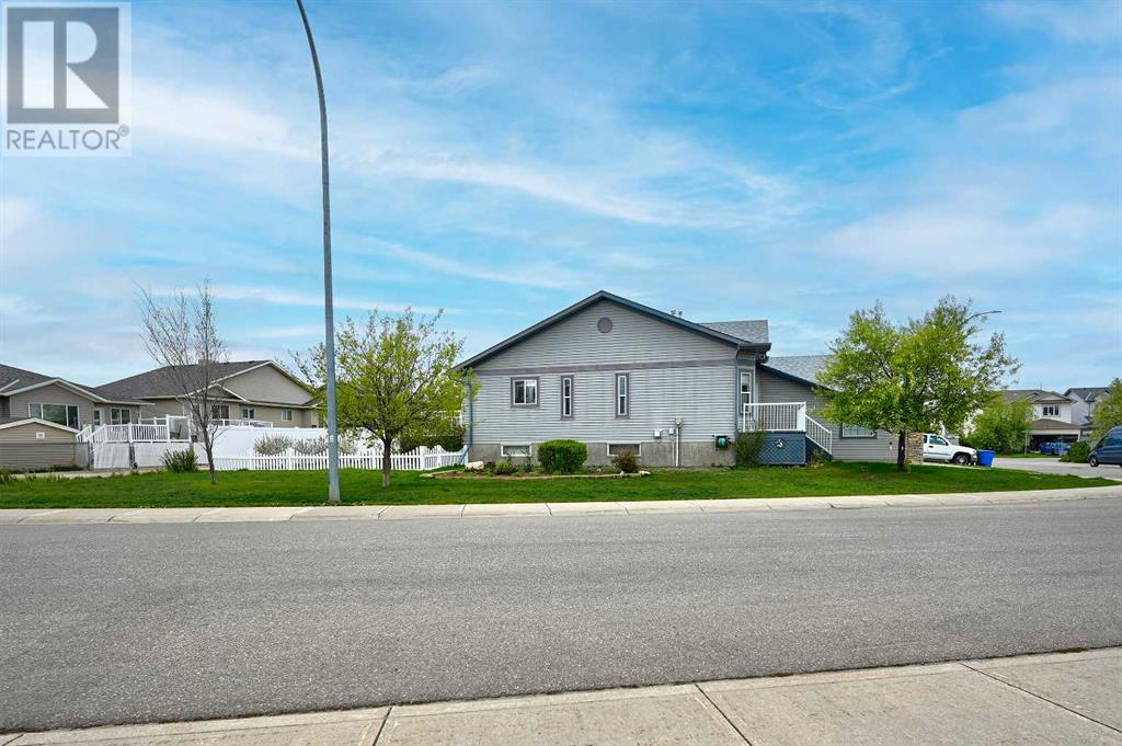 612 Stonegate Road Nw, Airdrie, Alberta  T4B 3A2 - Photo 47 - A2222151