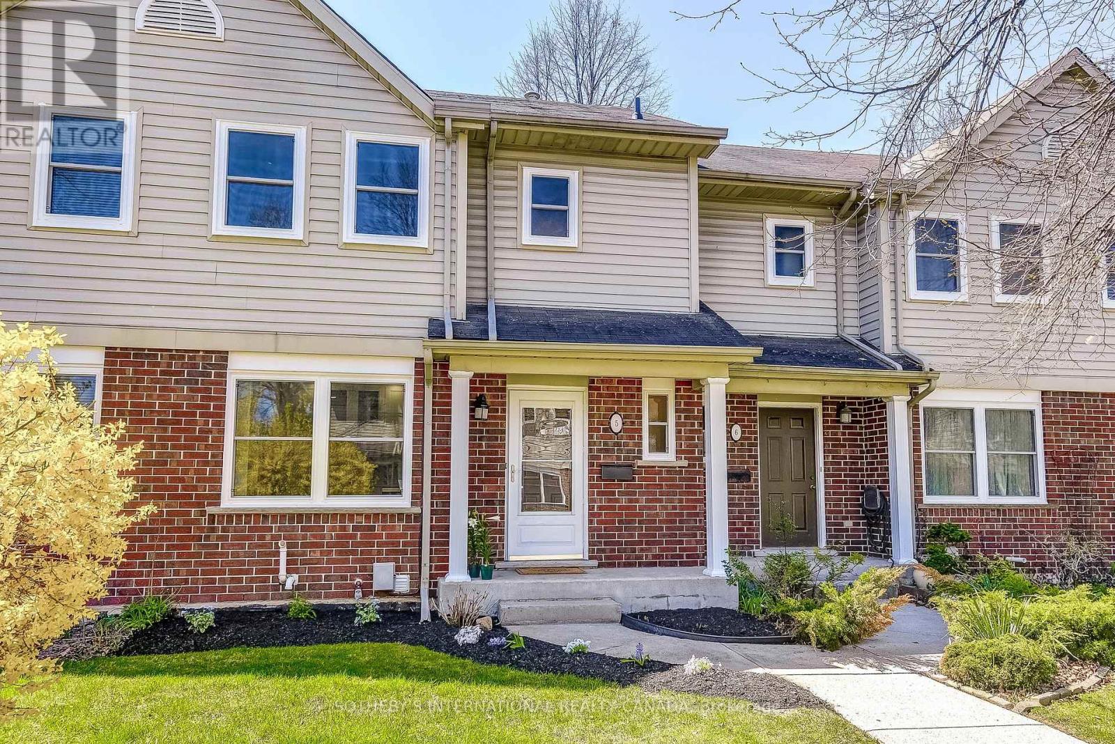5 - 55 Kerman Avenue, Grimsby, Ontario  L3M 5G2 - Photo 38 - X12116470