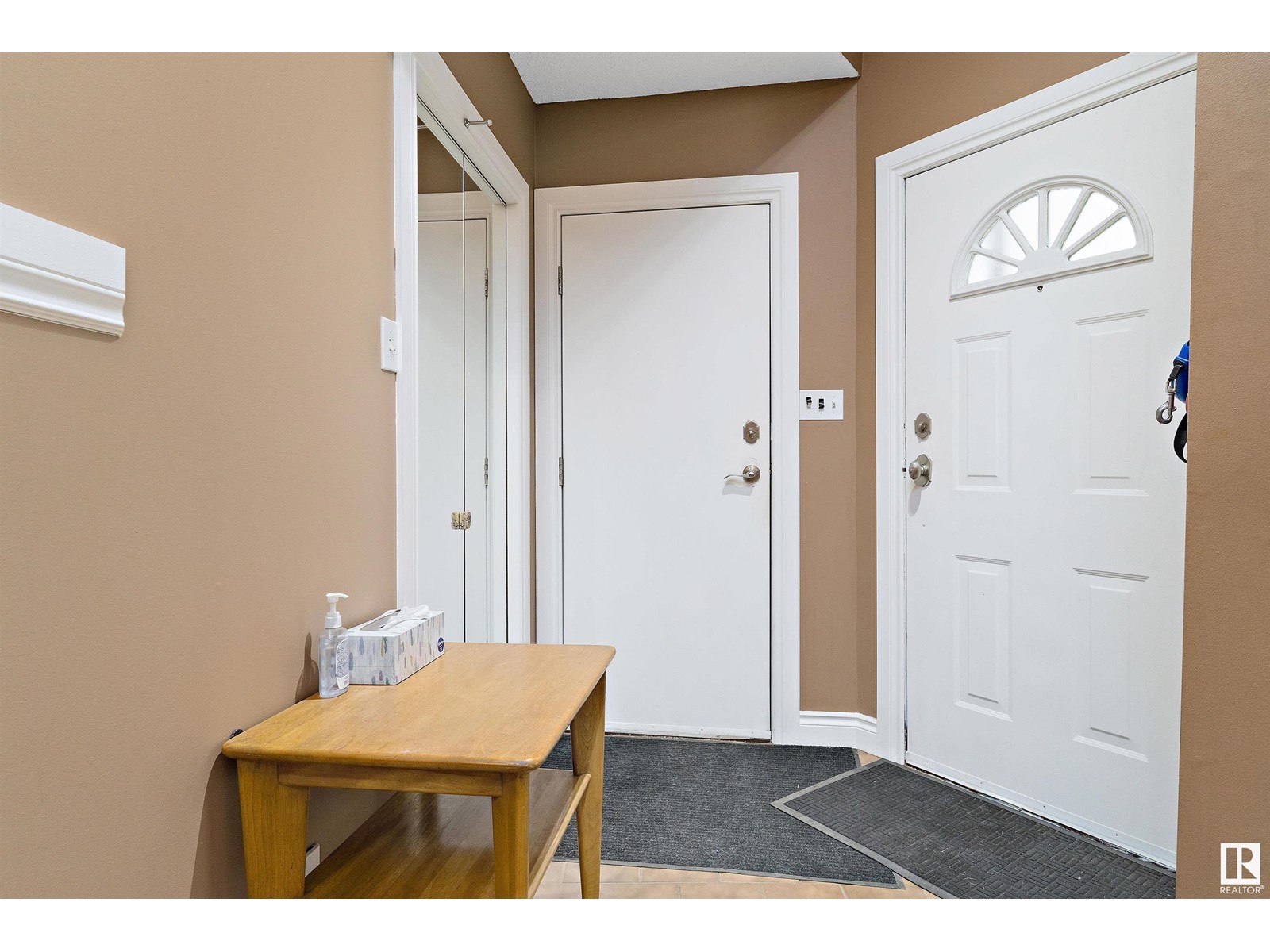 8008 159 Av Nw, Edmonton, Alberta  T5Z 2T9 - Photo 5 - E4437194