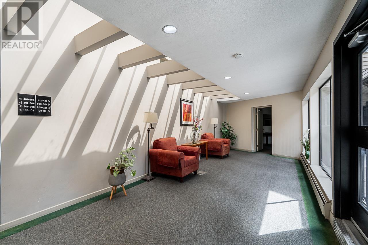 201 1385 Draycott Road, North Vancouver, British Columbia  V7J 3K9 - Photo 2 - R2997993